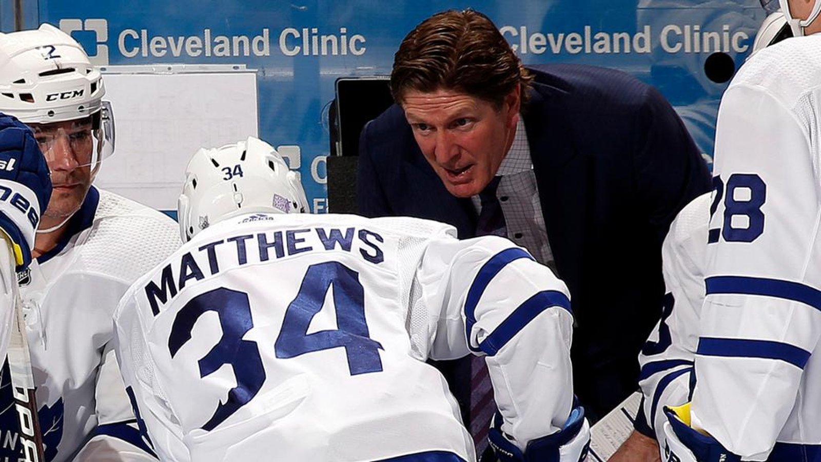Babcock makes bold statement about Matthews following first game of the season 