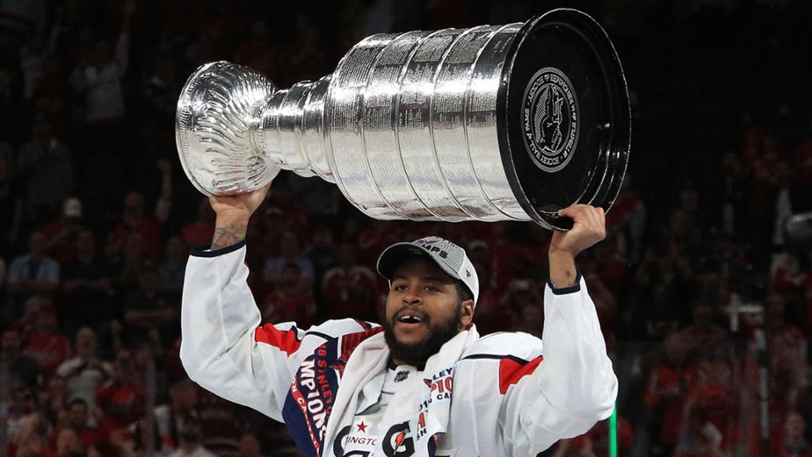 Stanley Cup champion DSP finally inks contract! 