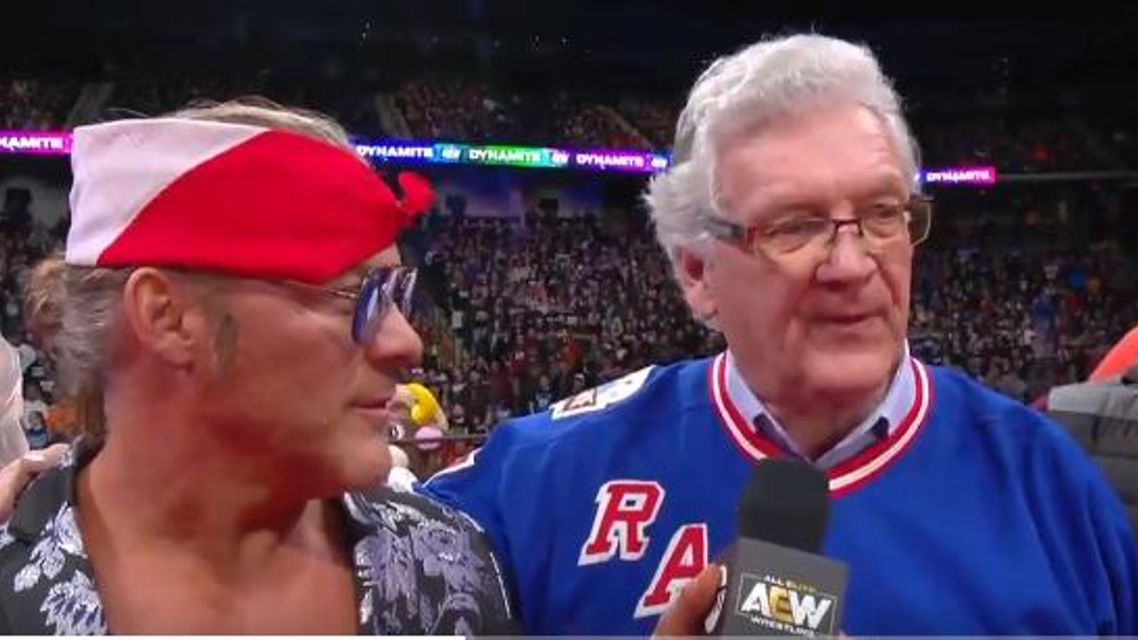 Chris Jericho gets his Rangers’ Legend dad to insult Chicago crowd