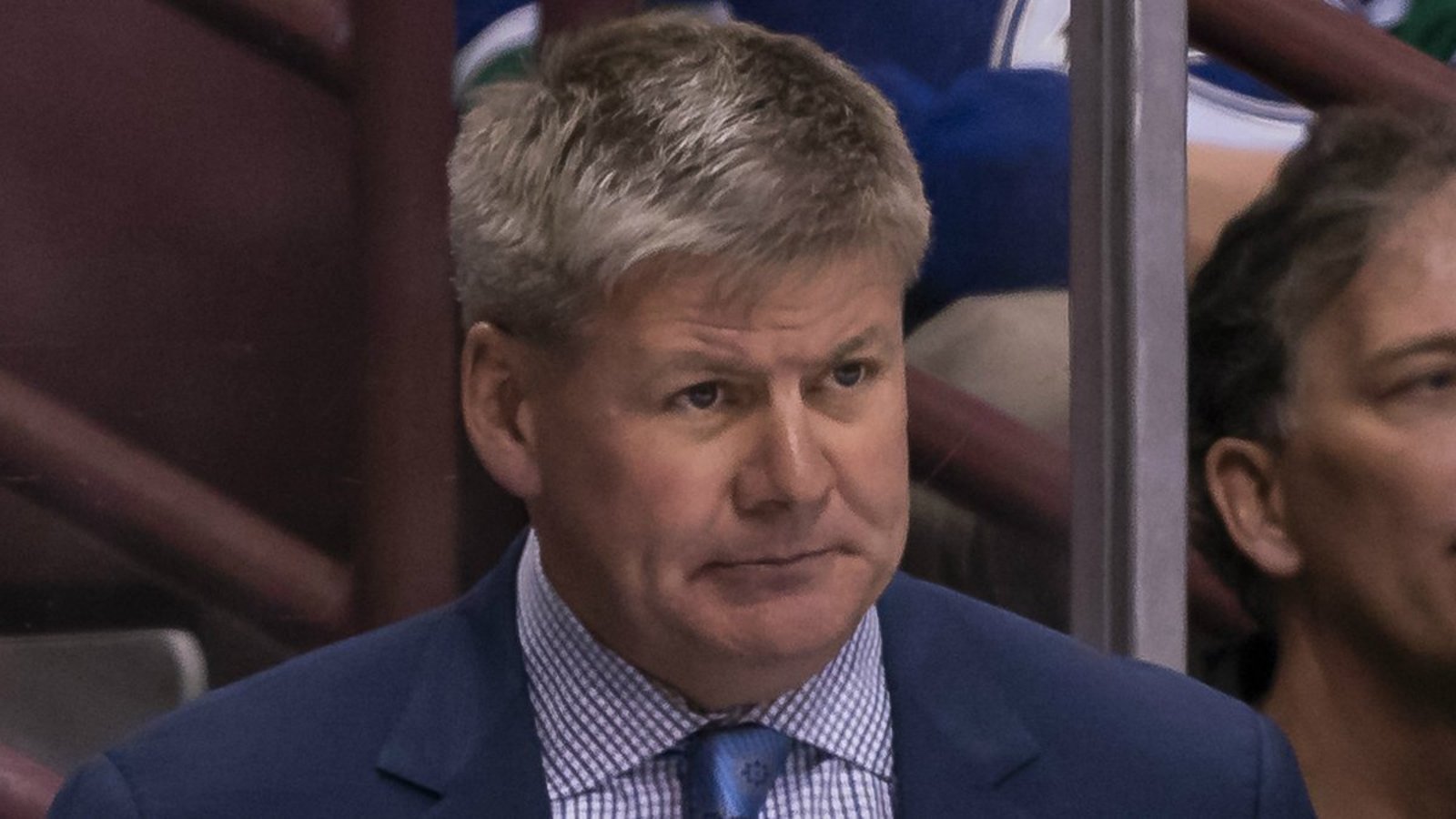 Bill Peters in fact resigns from his position as head coach 