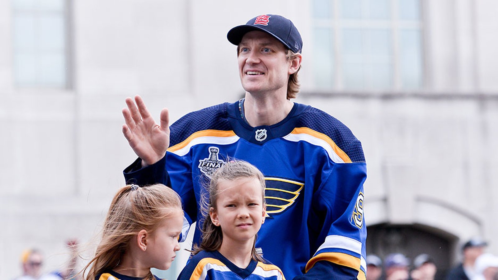 Bouwmeester speaks for the first time since cardiac incident