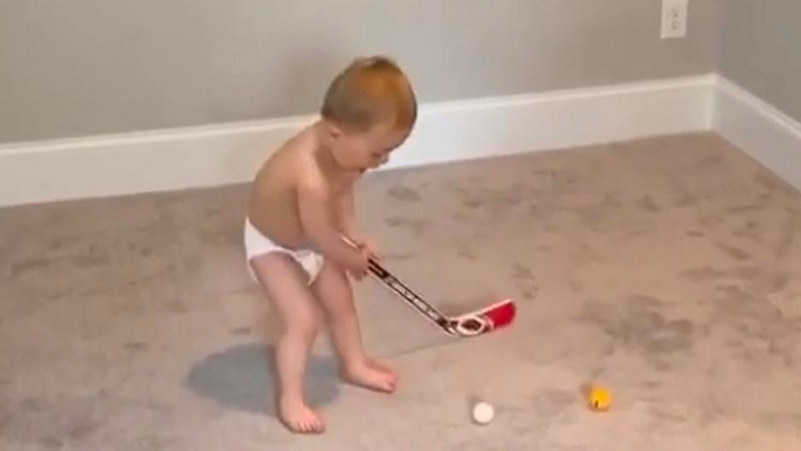 Jake Gardiner’s son Henry showing off his perfect slapper