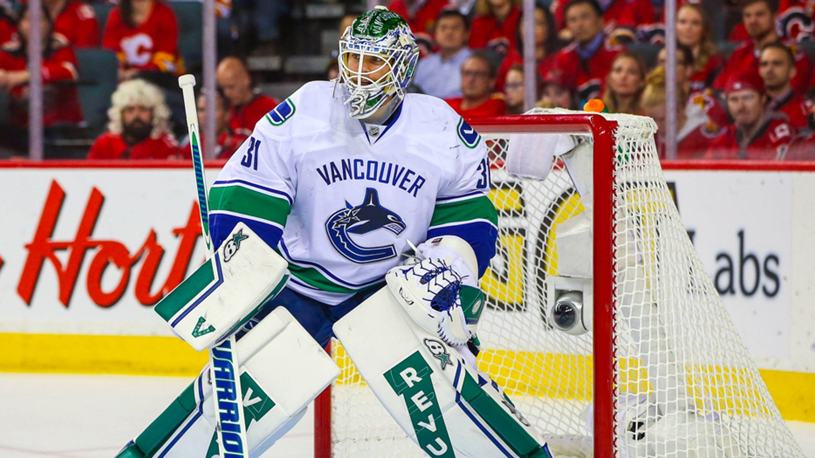 Eddie Lack officially retires from professional hockey