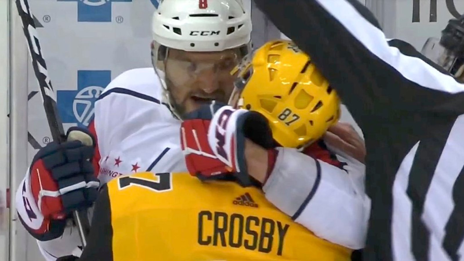 Capitals take brutal shot at Sidney Crosby on social media! 