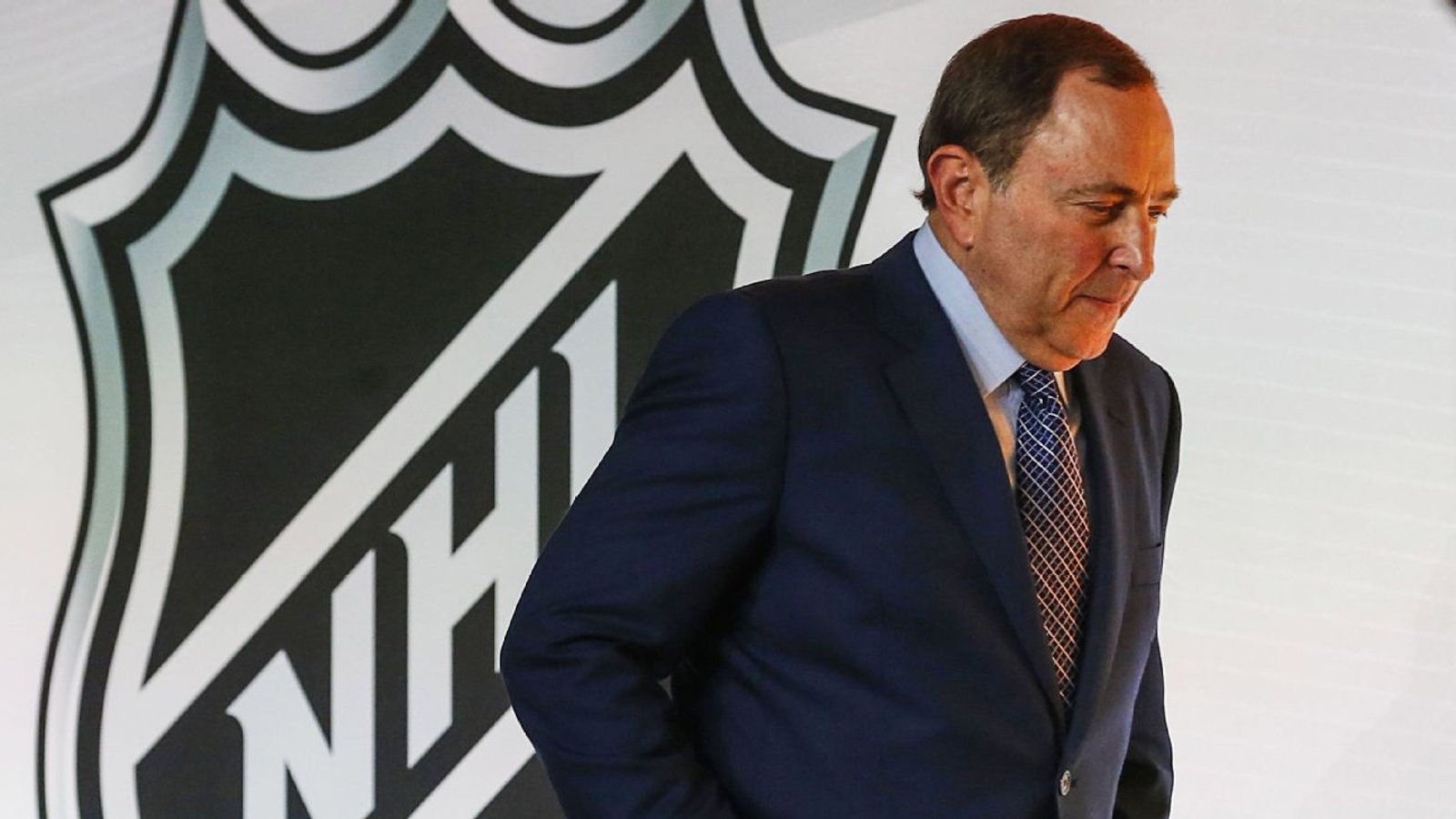 NHL running out of money to resume 2019-20 season? 