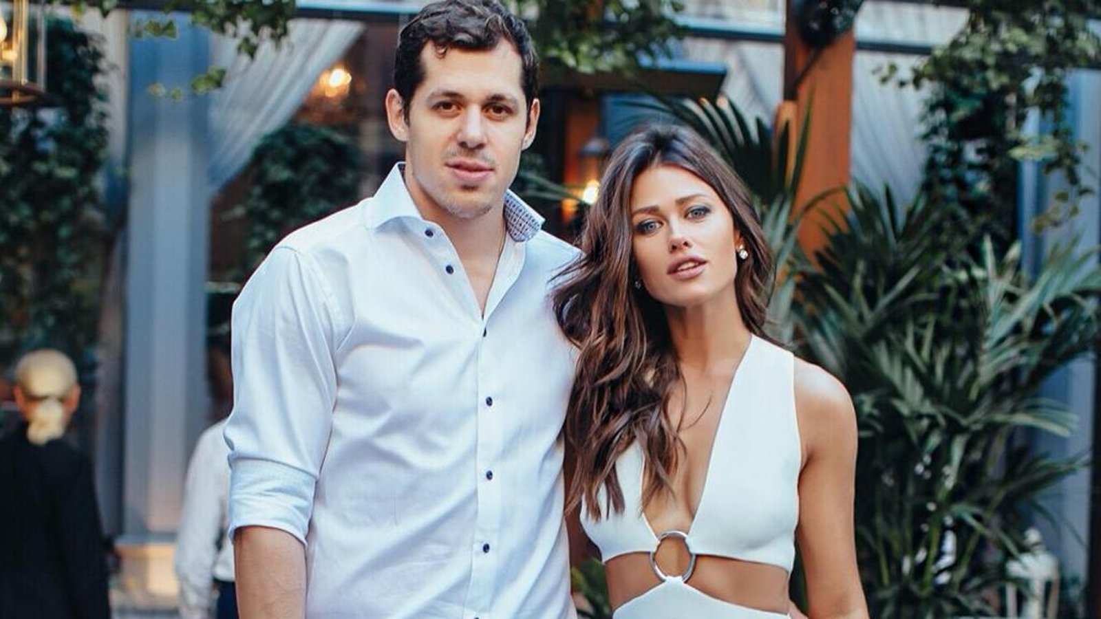 Evgeni Malkin’s wife wants him to leave the Penguins!