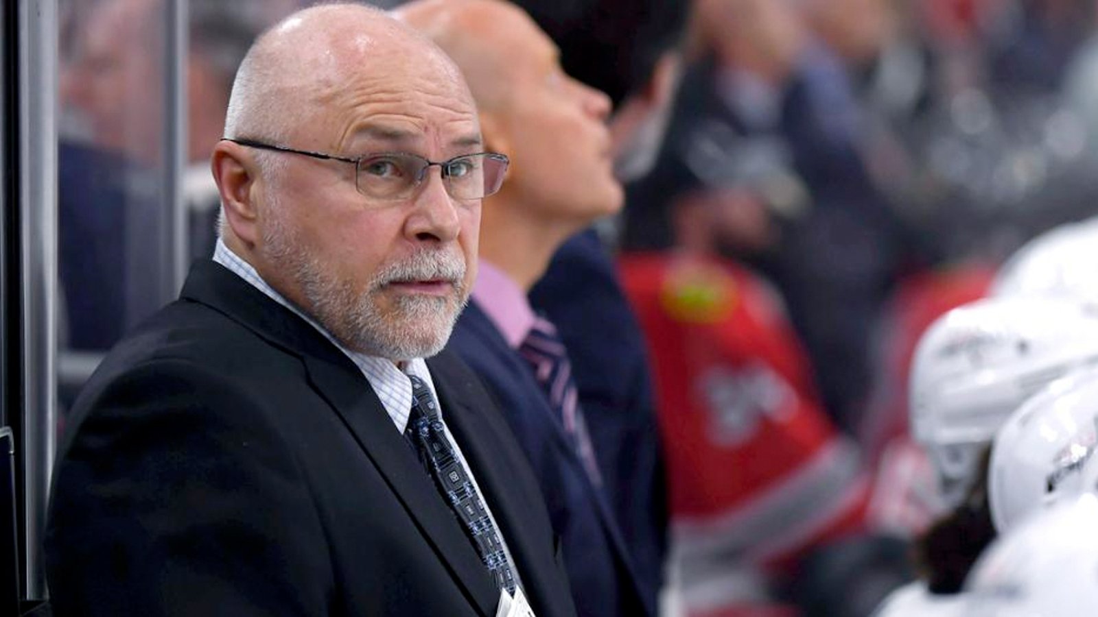Report: No restrictions on coaches when NHL resumes play