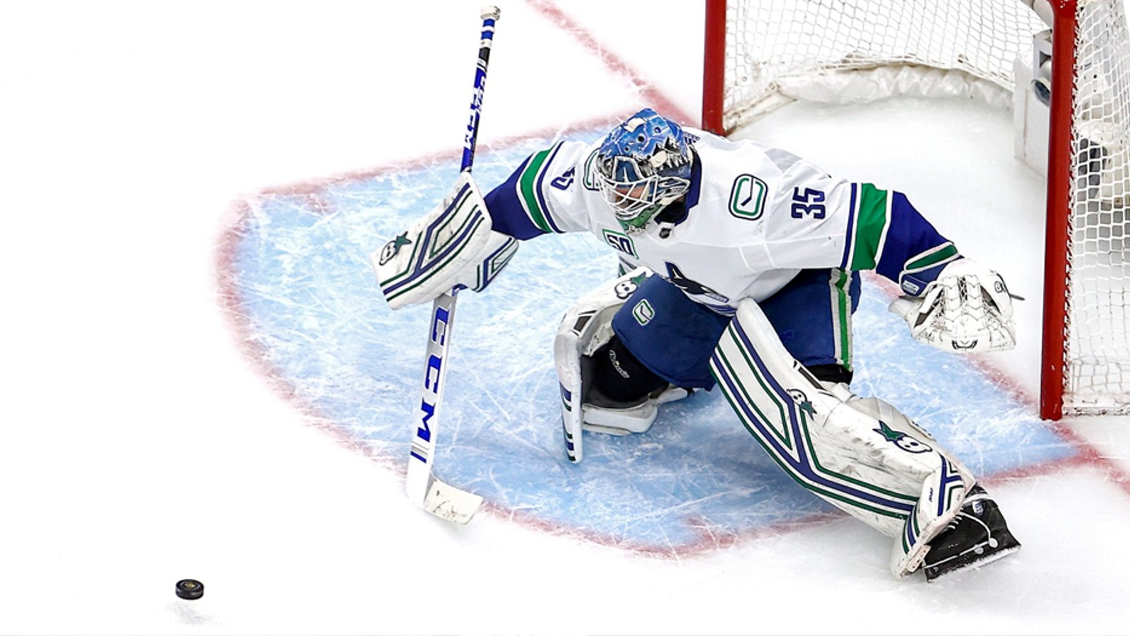 Canucks goalie Demko breaks several records with incredible performance from last night