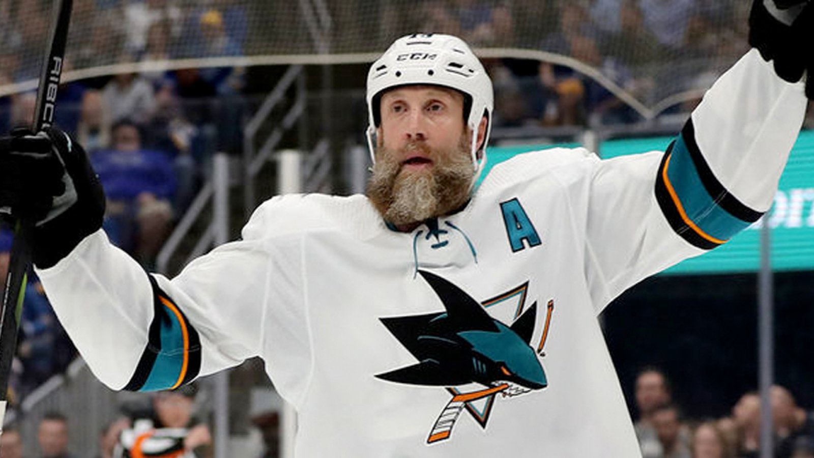 Leafs players call Joe Thornton to personally pitch him on signing in Toronto