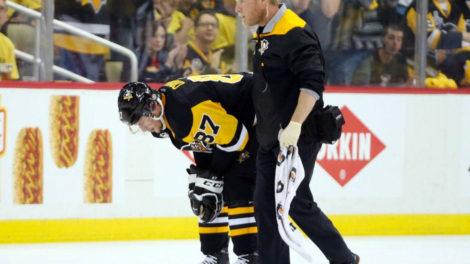 Penguins appear to break rule when it comes to Crosby’s condition! 