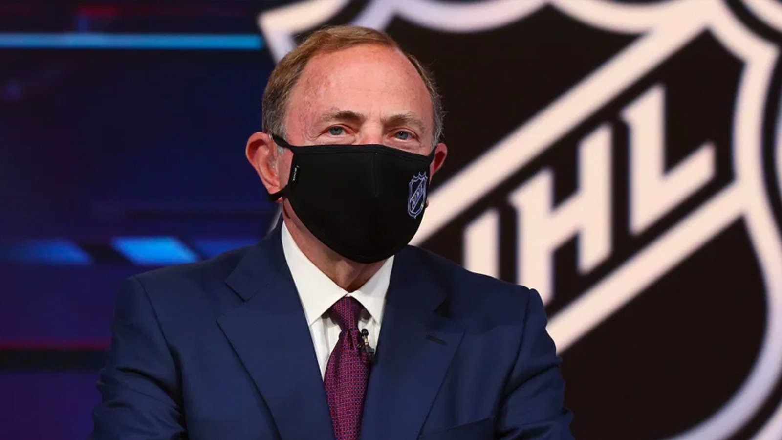 Report: Players “angry and betrayed” at the NHL over salary demands
