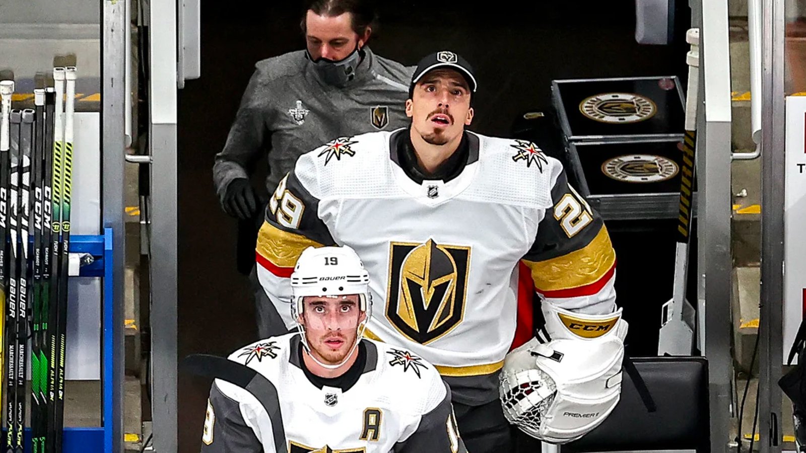 Marc-Andre Fleury shockingly returns to team after being placed on protocol list yesterday! 