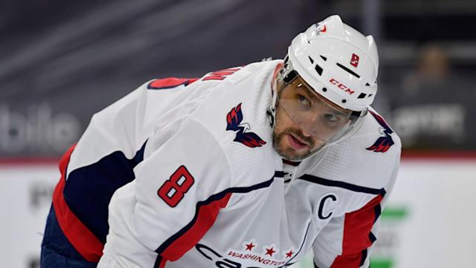 Ovechkin pulled from game and coach Laviolette’s explanation is a stunner 