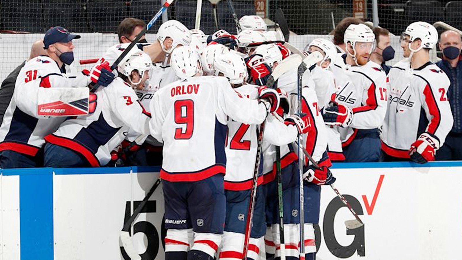 Oshie's teammates mob him after he scores hat trick goal in his first game back after his father's death