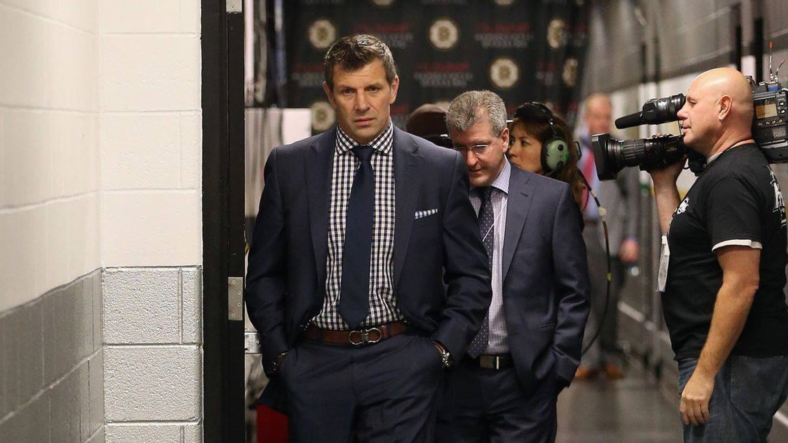 Rumor: Canadiens have offered Marc Bergevin a “lucrative” contract.