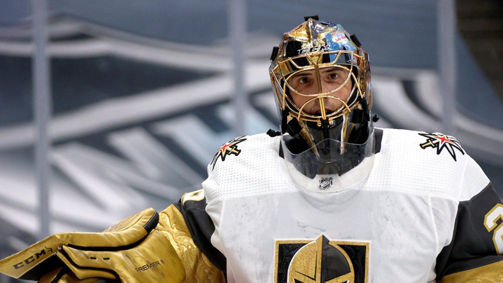 Update: Fleury blindsided by trade, may not report to Blackhawks