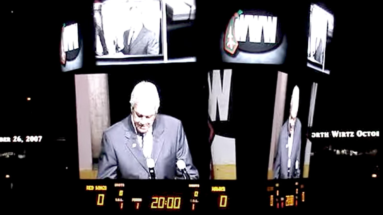 Flashback: Chicago Blackhawks fans boo the late Bill Wirtz during a pre-game memorial 