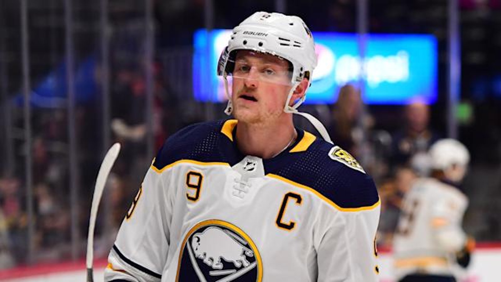 Interested teams accuse the Sabres of withholding information after trade discussions with Eichel! 