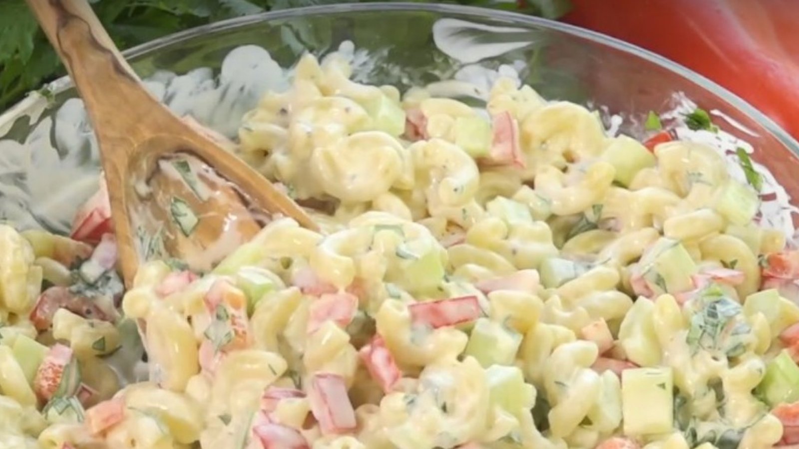 La meilleure salade de macaronis pour accompagner vos grillades sur le BBQ
