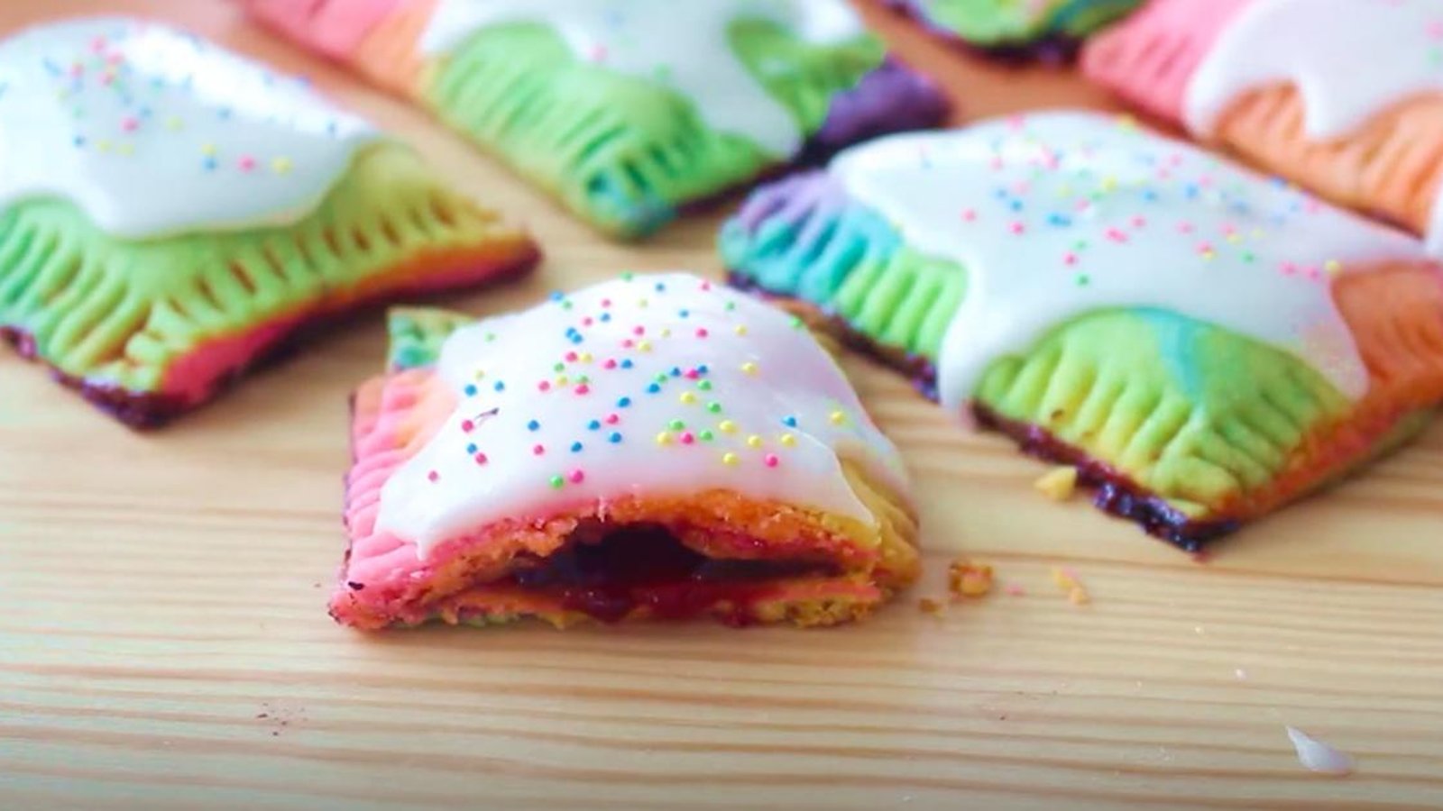 « Pop-Tarts » colorées: des pâtisseries qui plairont aux petits et grands enfants!
