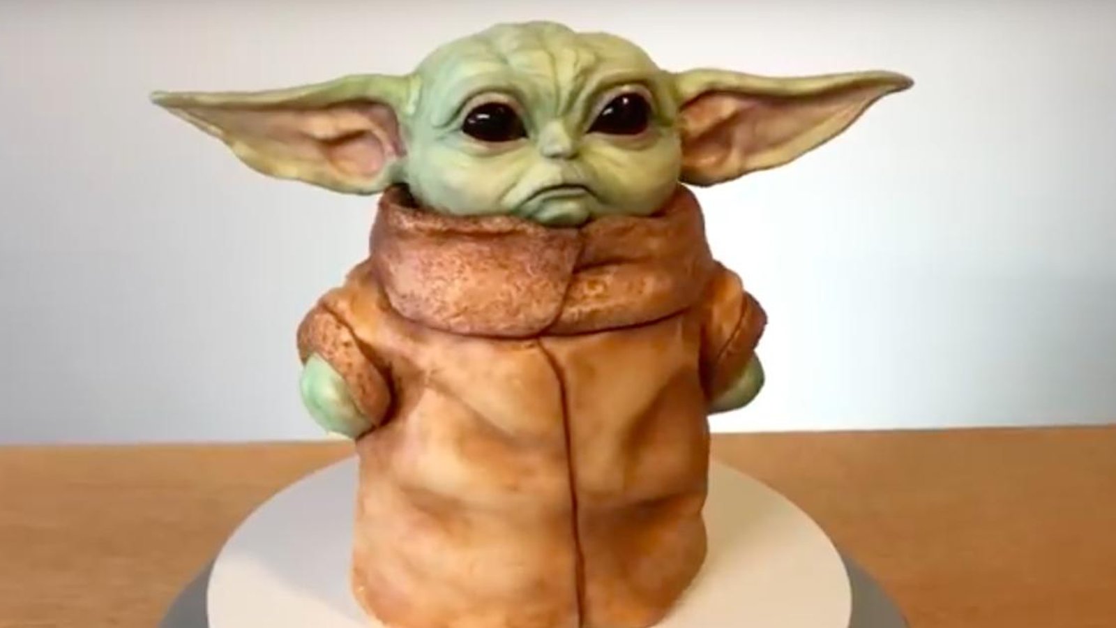 Une pâtissière a créé cet incroyable gâteau « Bébé Yoda »