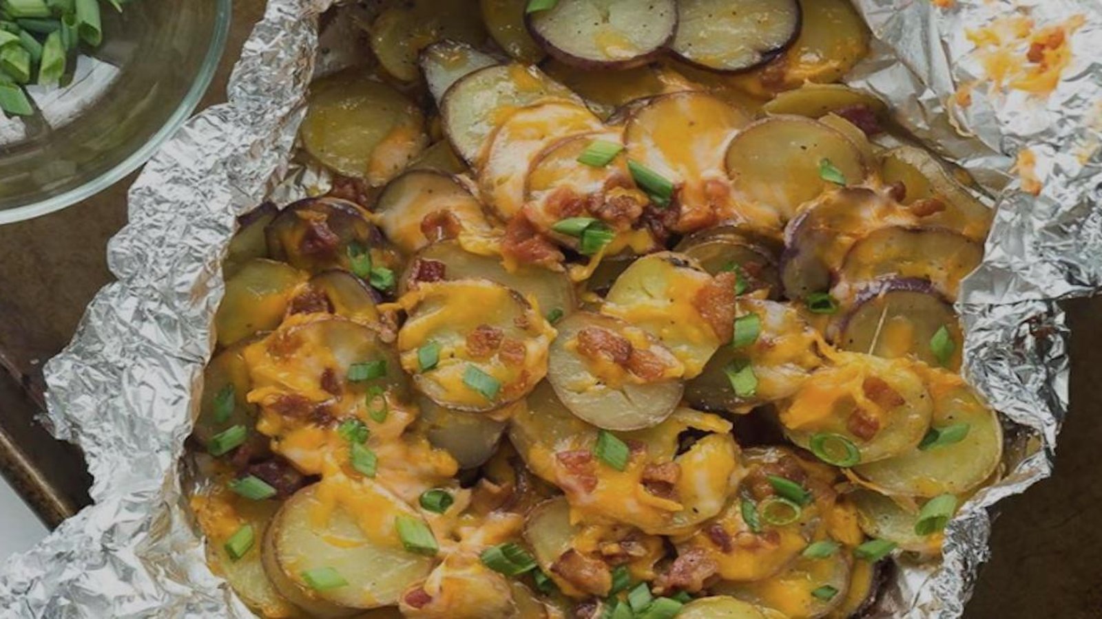 La meilleure recette de pommes de terre sur le barbecue