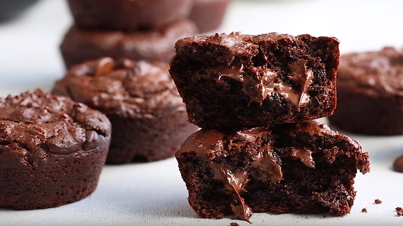 Muffin double chocolat presque sans sucre et sans farine