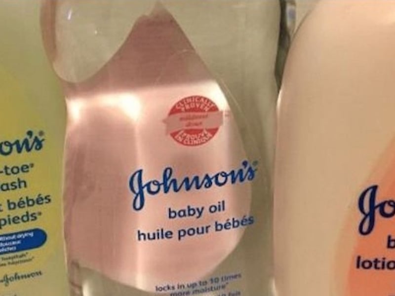 8 utilisations inusitées de l'huile pour bébés