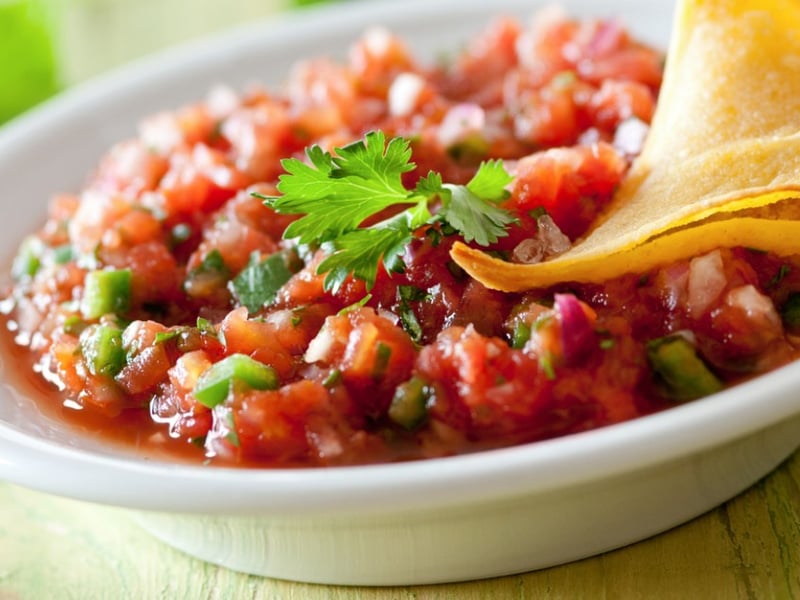 Coup de ❤ pour la salsa maison aux légumes rôtis... La meilleure façon de la réaliser!